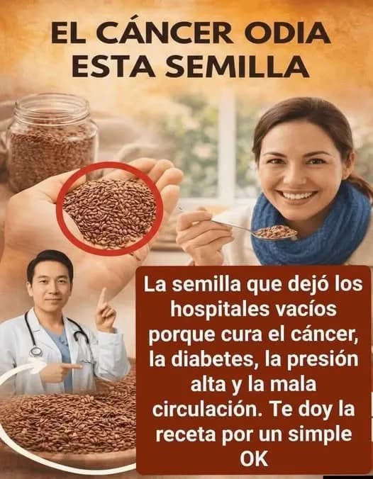 Semillas de chía en un frasco de vidrio junto a un vaso con chía hidratada y fruta fresca sobre una mesa de cocina